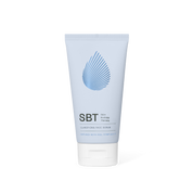 Essential Clarifying Face Scrub