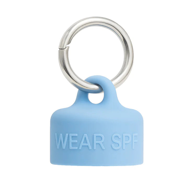 DARLINGSKICLUB_SHIELD-MECASECHARM_jpg.webp